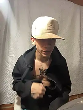 mateodeamjo online show from December 10, 8:30 am