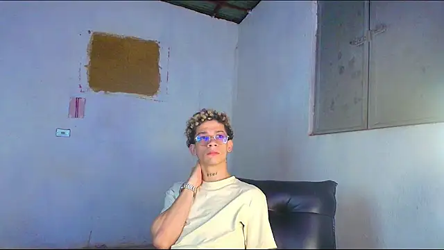 mateodeamjo online show from January 11, 1:32 am