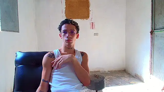 mateodeamjo online show from February 22, 8:18 pm