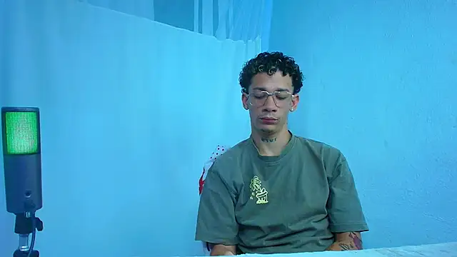 mateodeamjo online show from March 31, 2:46 am