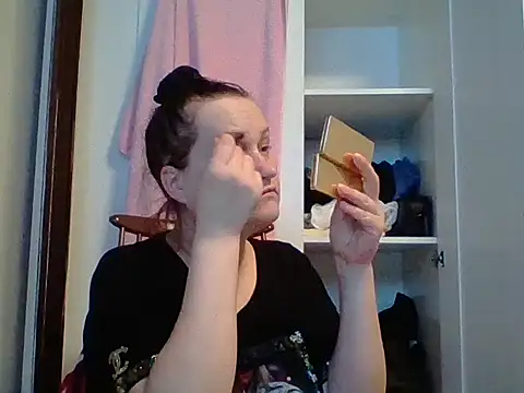  squirty cum lady  online show from February 23, 4:17 am