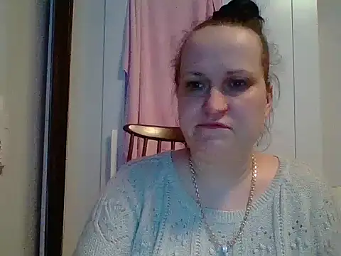  squirty cum lady  online show from March 2, 6:40 pm