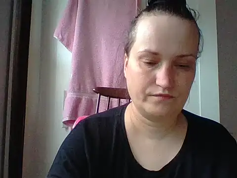  squirty cum lady  online show from March 17, 7:13 am