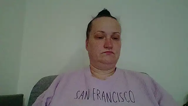  squirty cum lady  online show from October 8, 1:36 am