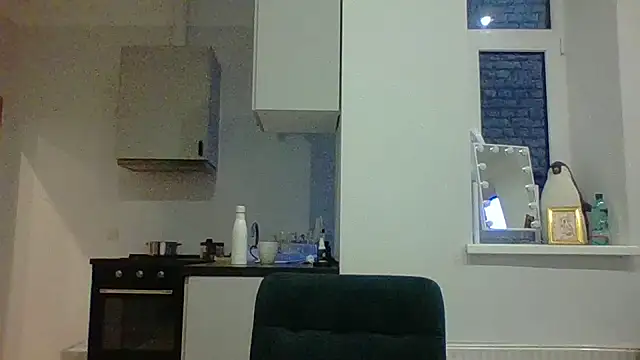  squirty cum lady  online show from October 27, 5:55 am