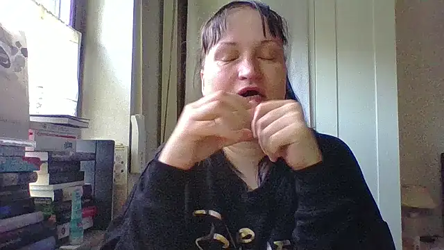  squirty cum lady  online show from March 29, 6:13 am