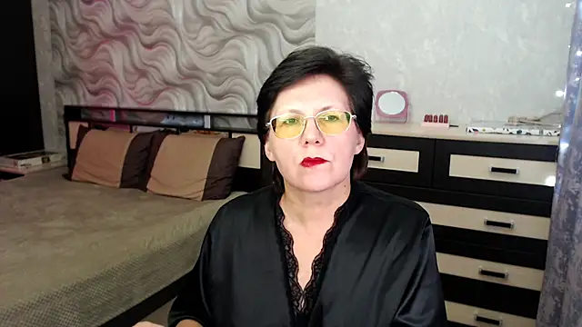 Snapshot of VitaCharm chatting on March 17, 8:30 pm VitaCharm online show from March 17, 8:30 pm