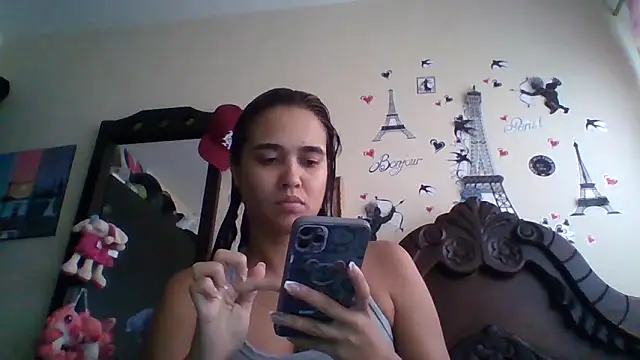 trianabell online show from October 22, 4:51 pm