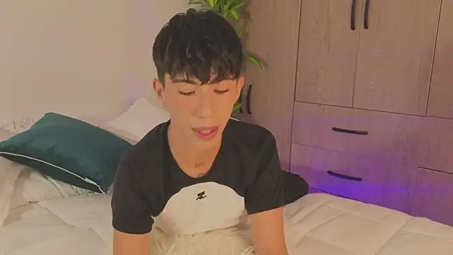 Snapshot of FabianPriince chatting on September 19, 7:47 pm FabianPriince online show from September 19, 7:47 pm