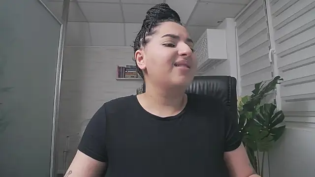 BustyAllyy online show from October 4, 4:16 pm