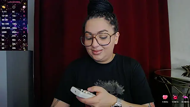 BustyAllyy online show from October 13, 6:08 pm