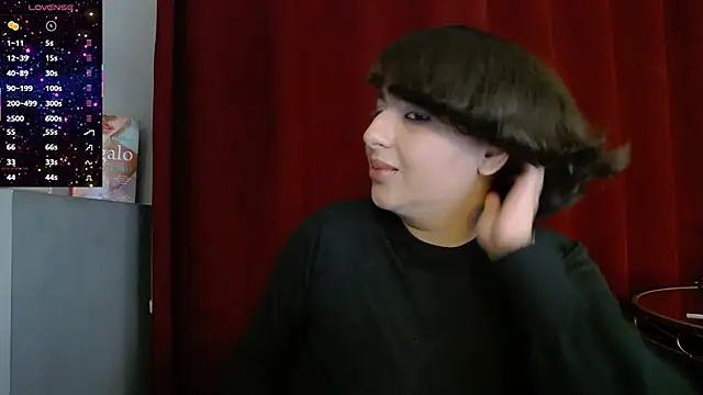 BustyAllyy online show from November 15, 5:09 pm