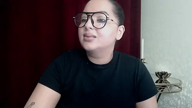 BustyAllyy online show from February 17, 8:26 pm