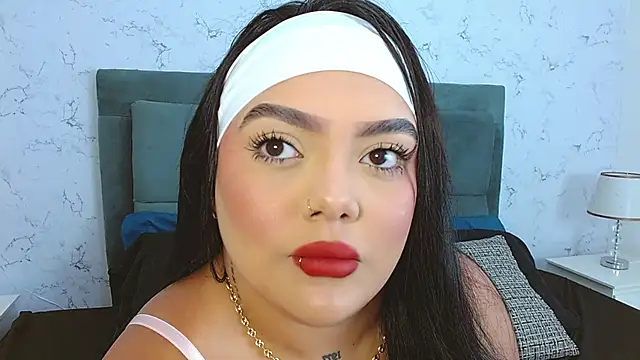 Snapshot of Brhiana_Williamms chatting on April 7, 1:00 pm Brhiana Williamms online show from April 7, 1:00 pm