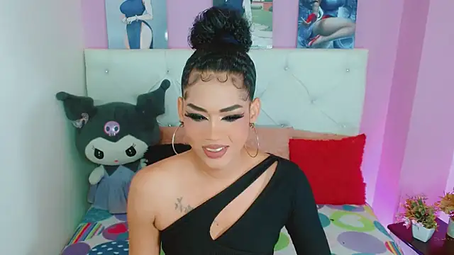 Snapshot of Amanda_bigx chatting on July 7, 6:47 am Amanda bigx online show from July 7, 6:47 am