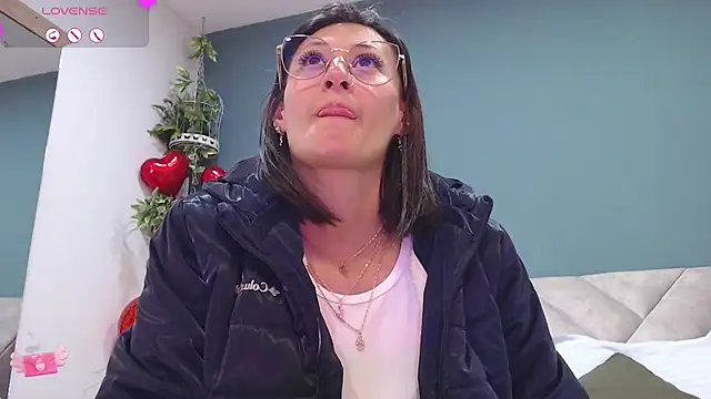 SharisWillian online show from February 25, 3:31 am