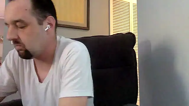 Kink Master Daddy online show from April 1, 12:00 am