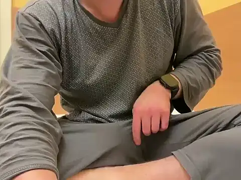 etat onn online show from November 1, 12:45 am