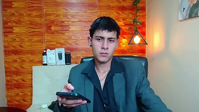 Bastiaan 28 online show from January 7, 9:57 pm