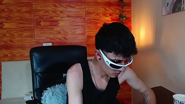 Bastiaan 28 online show from February 9, 9:37 am