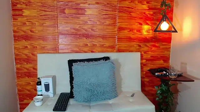 Bastiaan 28 online show from March 12, 5:57 am