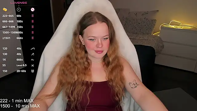 HANNA MONTANAS online show from September 30, 6:46 pm