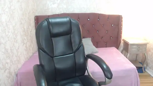 charlottemoonxz online show from December 26, 5:08 pm