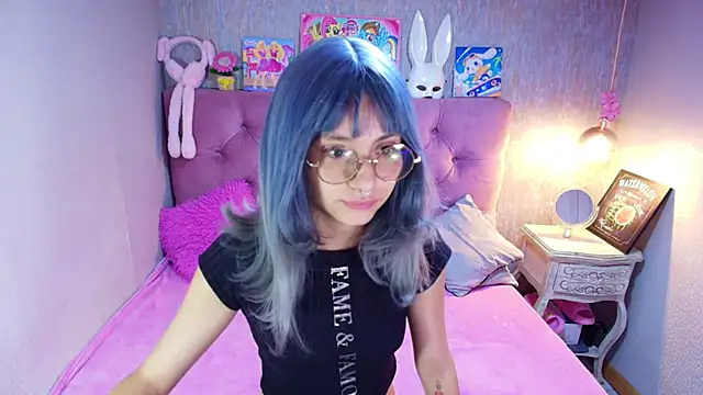 charlottemoonxz online show from February 8, 7:06 pm