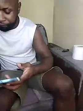 Snapshot of Stallion100 chatting on January 17, 5:51 pm Stallion100 online show from January 17, 5:51 pm