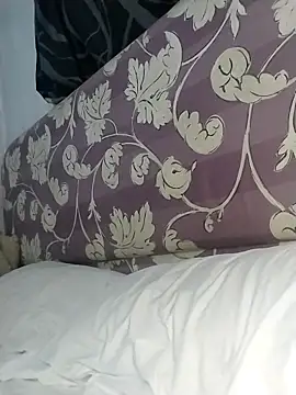 Snapshot of Stallion100 chatting on February 7, 10:57 pm Stallion100 online show from February 7, 10:57 pm