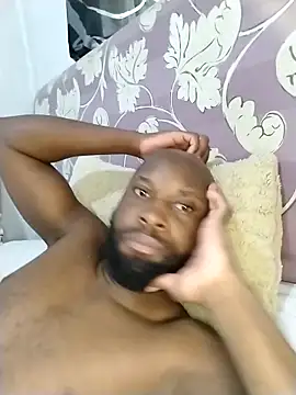 Snapshot of Stallion100 chatting on February 14, 10:34 am Stallion100 online show from February 14, 10:34 am