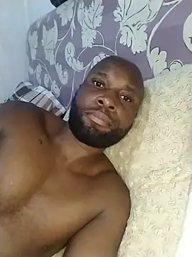 Snapshot of Stallion100 chatting on February 21, 6:36 am Stallion100 online show from February 21, 6:36 am