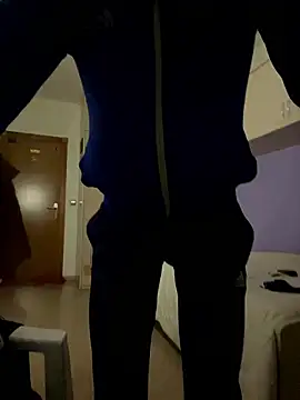 Kamaleonix online show from March 2, 9:54 pm