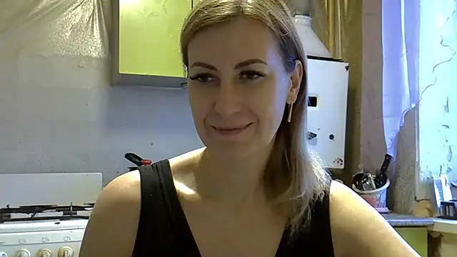 AshleyXHoney online show from December 12, 6:03 am