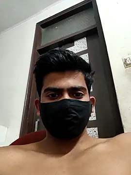 Snapshot of 12ashujii chatting on April 1, 8:04 am 12ashujii online show from April 1, 8:04 am