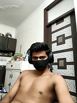 Snapshot of 12ashujii chatting on April 3, 5:38 am 12ashujii online show from April 3, 5:38 am