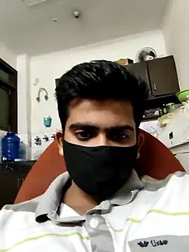 Snapshot of 12ashujii chatting on April 6, 1:45 pm 12ashujii online show from April 6, 1:45 pm