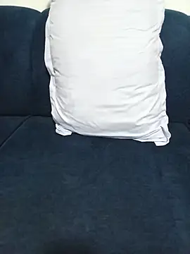 julietunderwoood online show from June 17, 7:26 pm