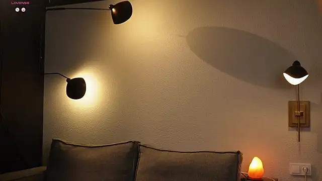 milablum777 online show from January 6, 5:27 pm