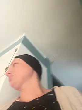 MilfyMrsRobinson online show from February 2, 12:48 pm