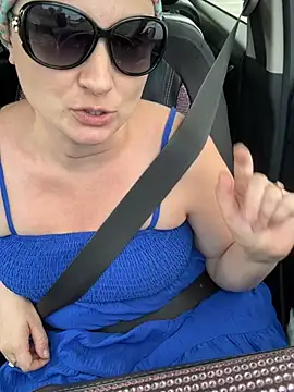 MilfyMrsRobinson online show from July 9, 9:08 pm