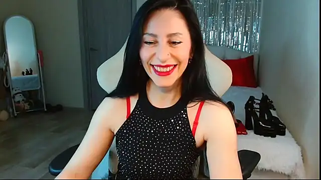 leillaMurrayy online show from February 11, 4:13 pm