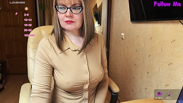 Snapshot of MyLadySkyLuck chatting on June 11, 5:22 pm MyLadySkyLuck online show from June 11, 5:22 pm