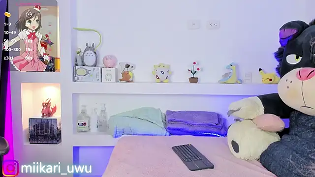 Ahri Elderwood online show from January 23, 3:05 am