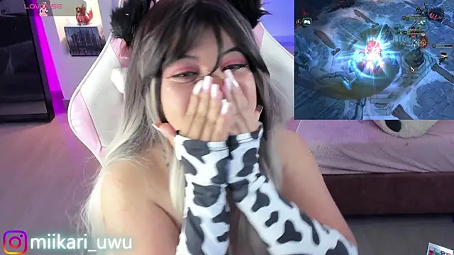 Ahri Elderwood online show from January 24, 9:39 am