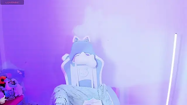 Ahri Elderwood online show from April 17, 3:09 am