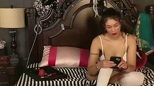 MeghanMarley online show from October 19, 4:35 am