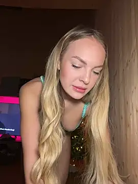 ChiaraVixen online show from December 15, 7:46 am