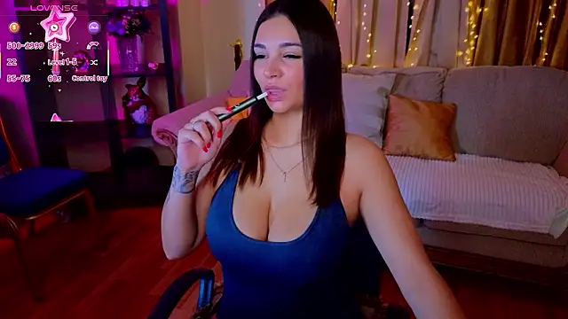 Snapshot of JessicaCartier chatting on January 19, 4:27 am JessicaCartier online show from January 19, 4:27 am