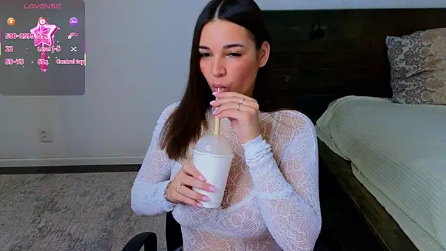 Snapshot of JessicaCartier chatting on February 20, 4:42 am JessicaCartier online show from February 20, 4:42 am